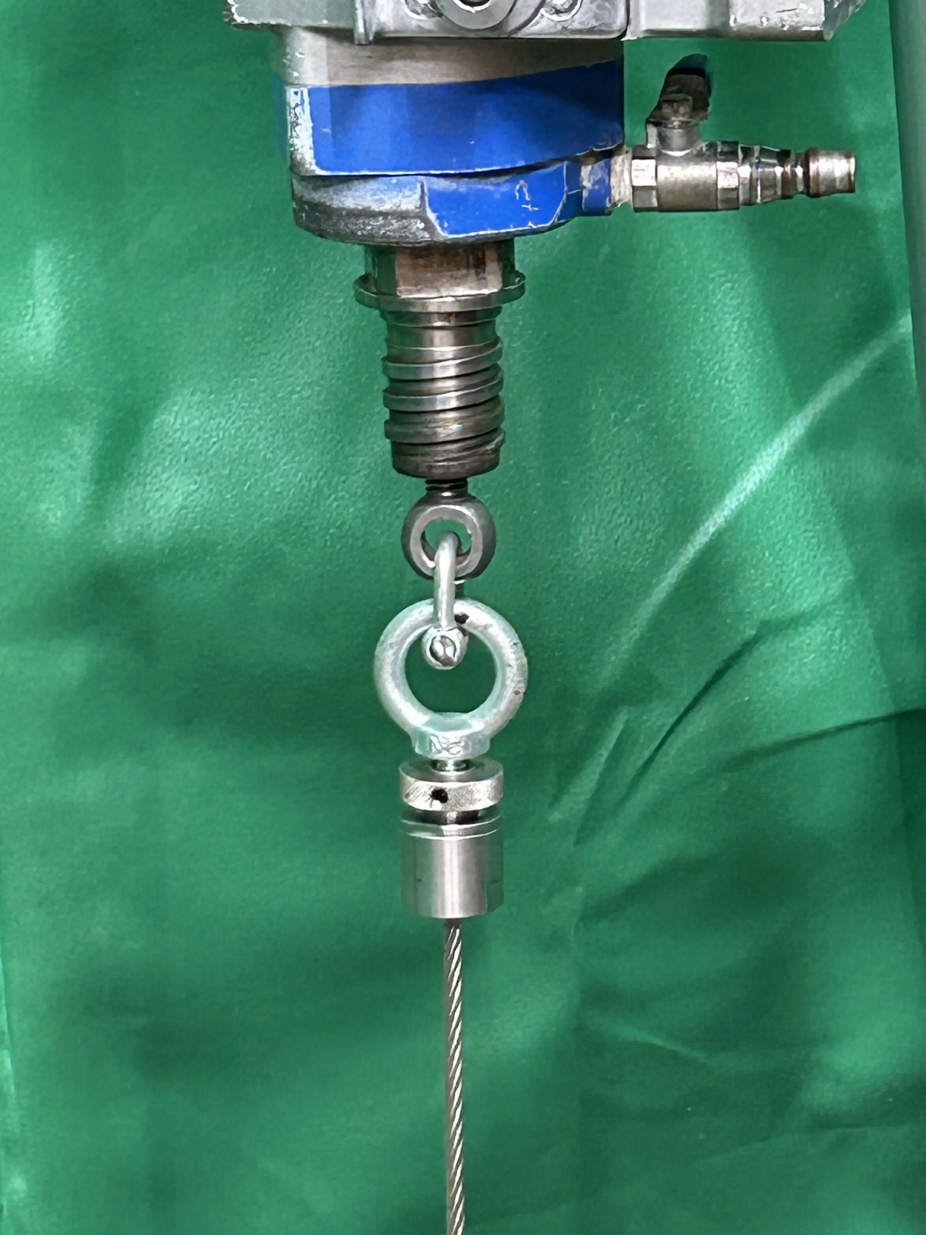 でんでんボルト 4